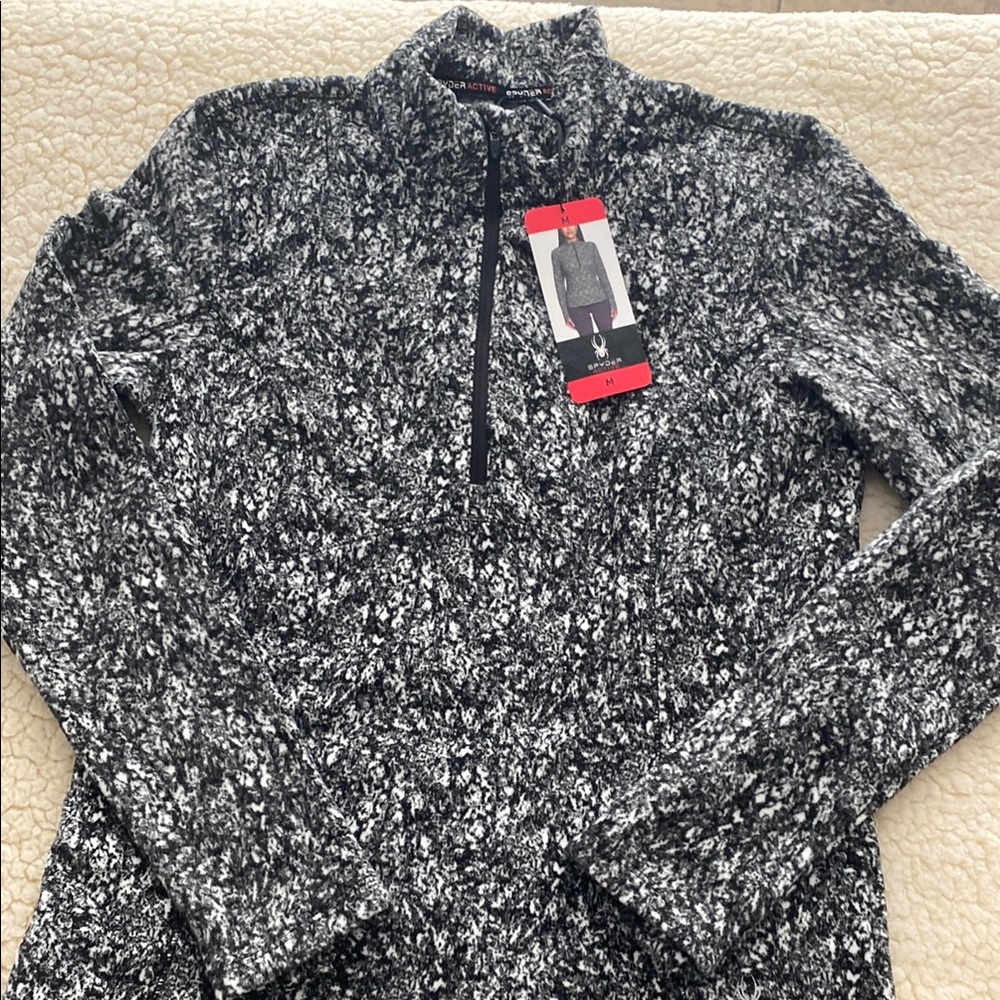 Spyder Women’s Black and White Zip Up Jacket Zipper pocket Size M New with Tags